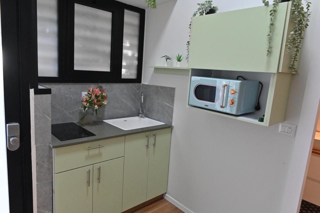 Kalvin Apartments By Levinsky Market تل أبيب المظهر الخارجي الصورة